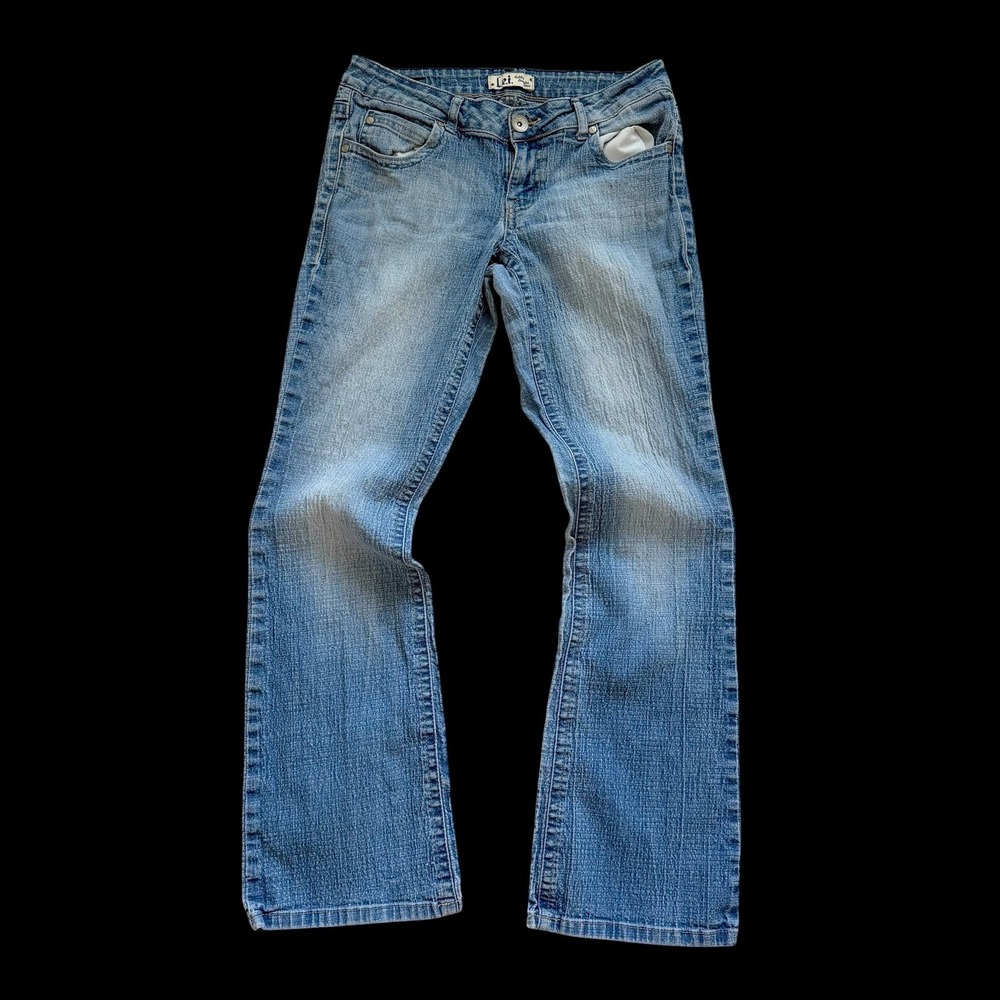 LEI Ashley Low Rise Bootcut Jeans Medium Wash Blue Denim Size 9 Regular